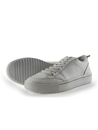 Rehab Sneaker