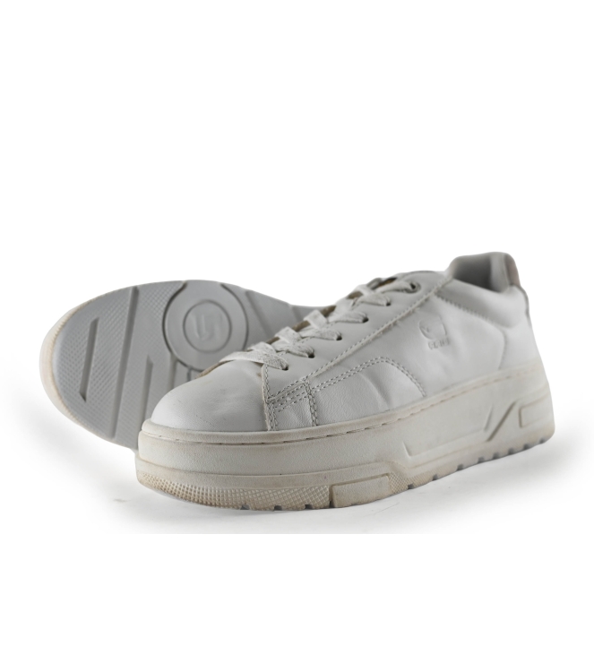 Lhana Sneaker