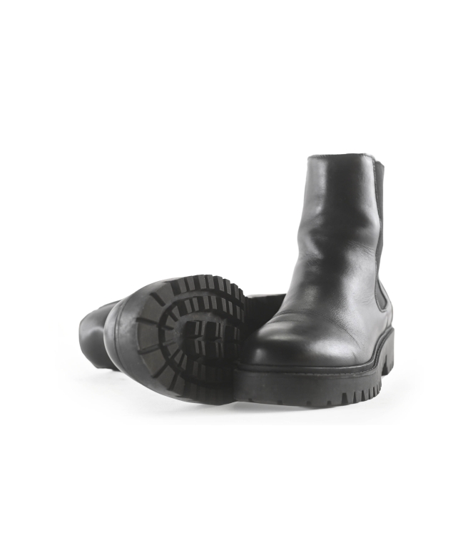 Guess Chelsea boots