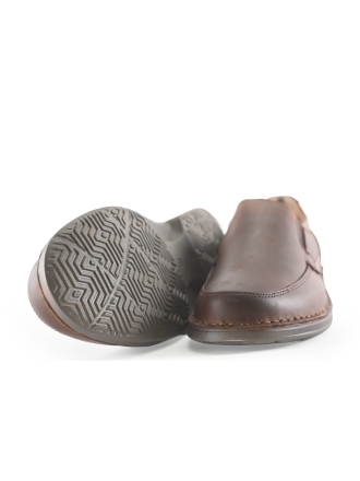 Outfielder Slip-ons