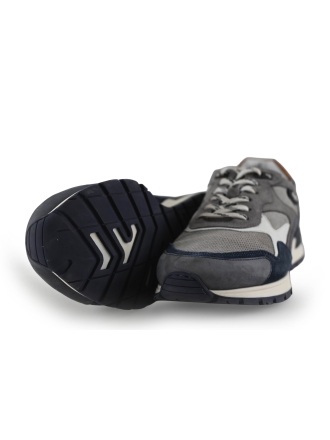 Australian Sneaker