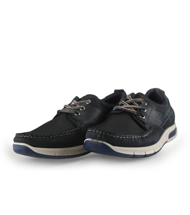 Outfielder Sneaker