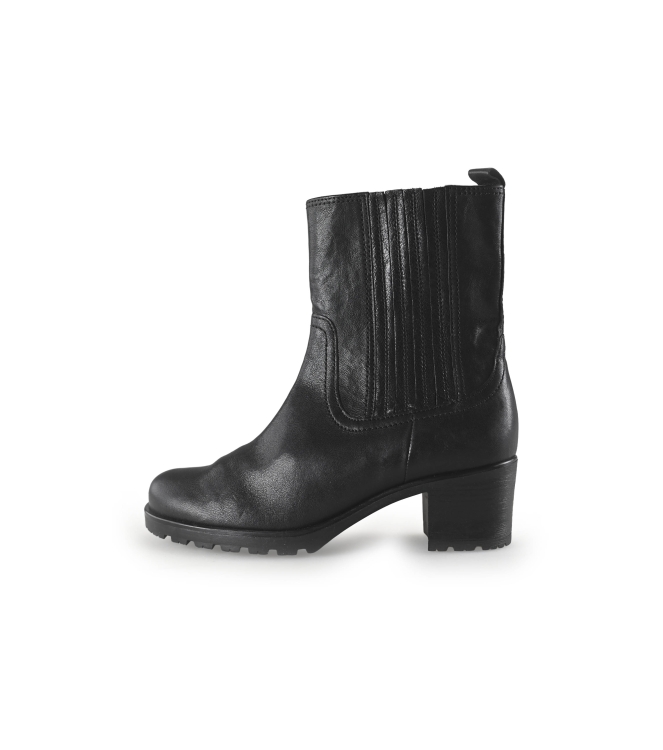 Gabor Chelsea boots