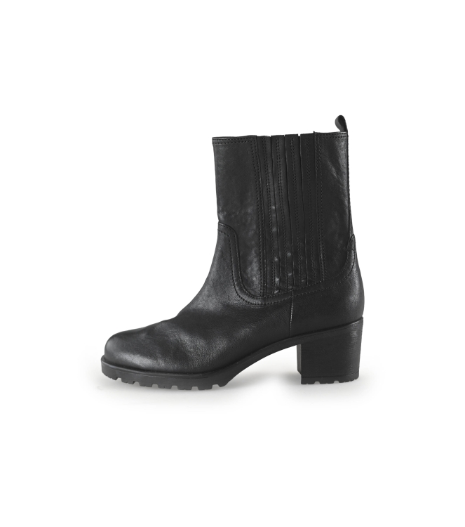 Gabor Chelsea boots