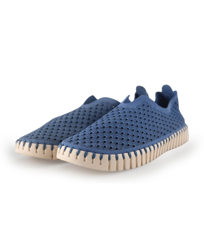 Tulip3275 Slip-ons
