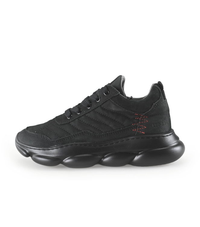Red-Rag Sneaker