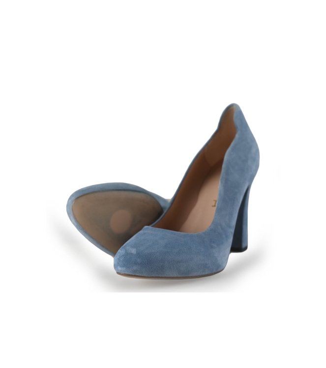Unisa pumps