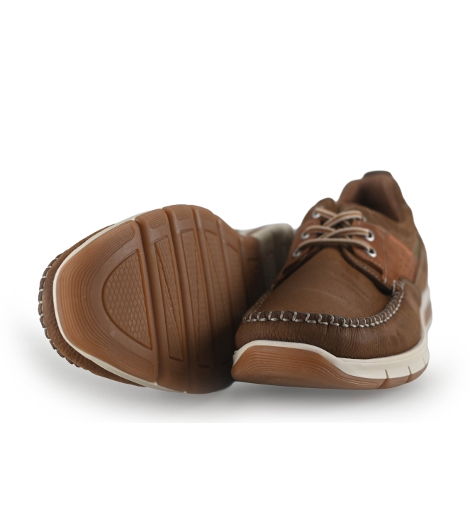 Outfielder Sneaker