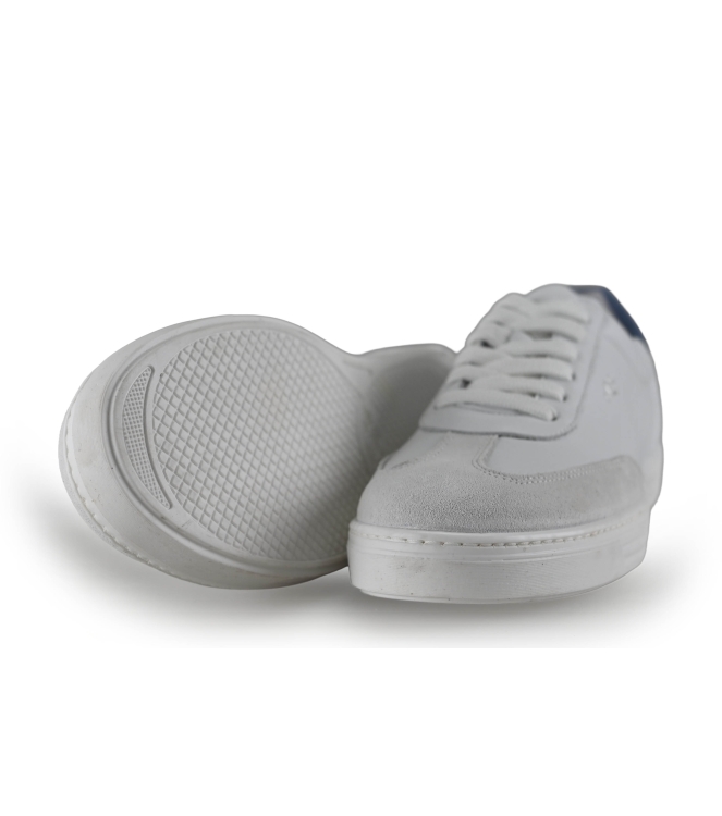 AQA Sneaker