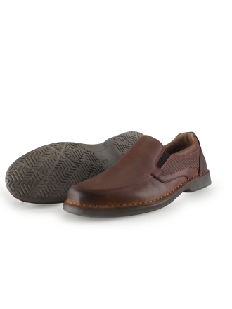 Outfielder Slip-ons