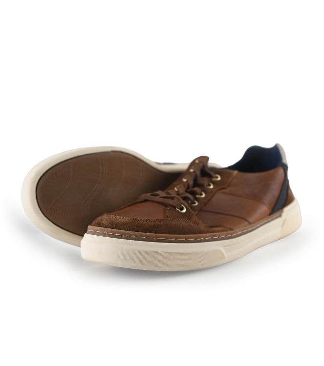 Bullboxer Sneaker