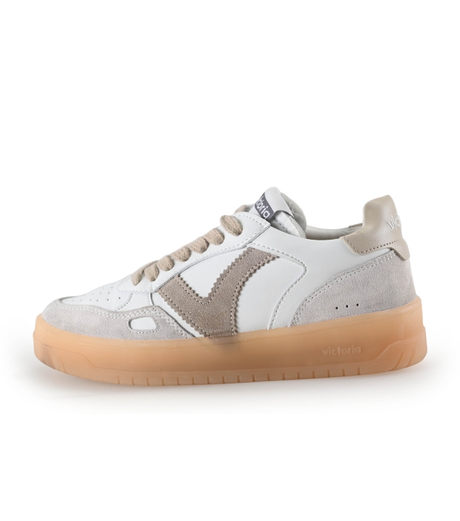 Victoria Sneaker