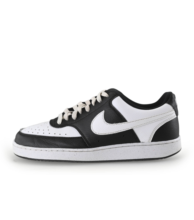 Nike Sneaker