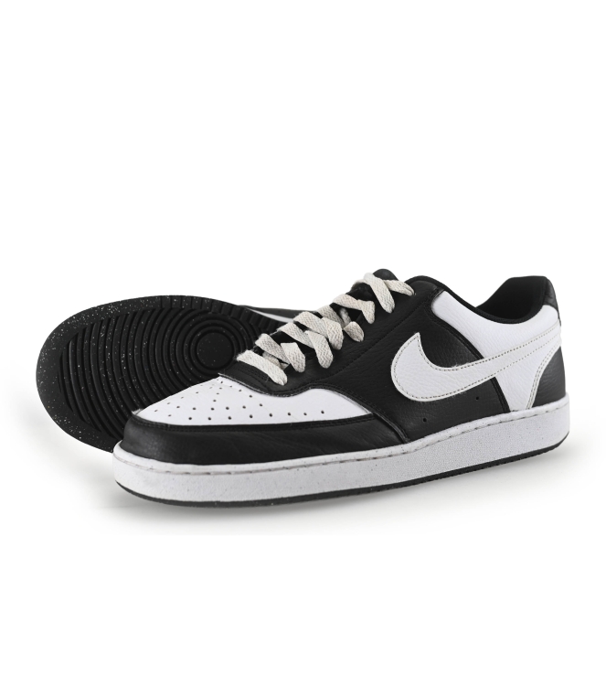 Nike Sneaker