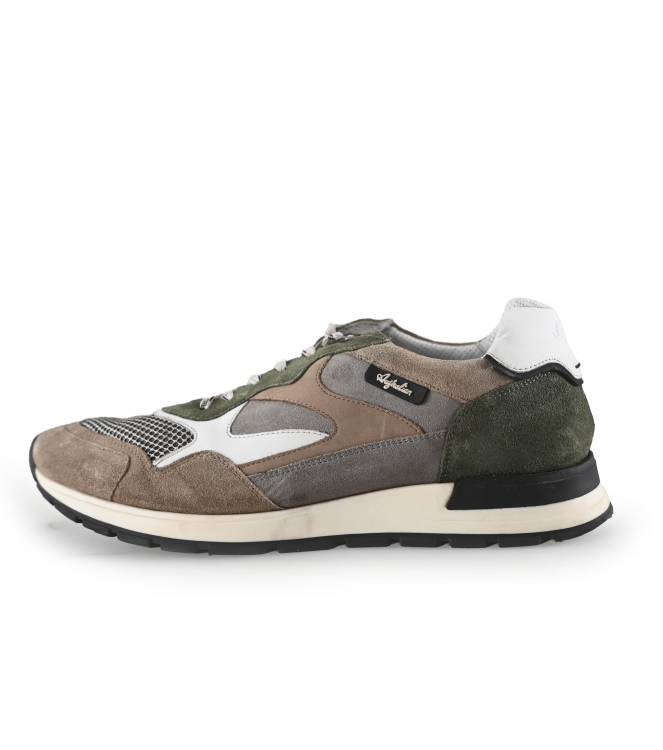 Australian Sneaker