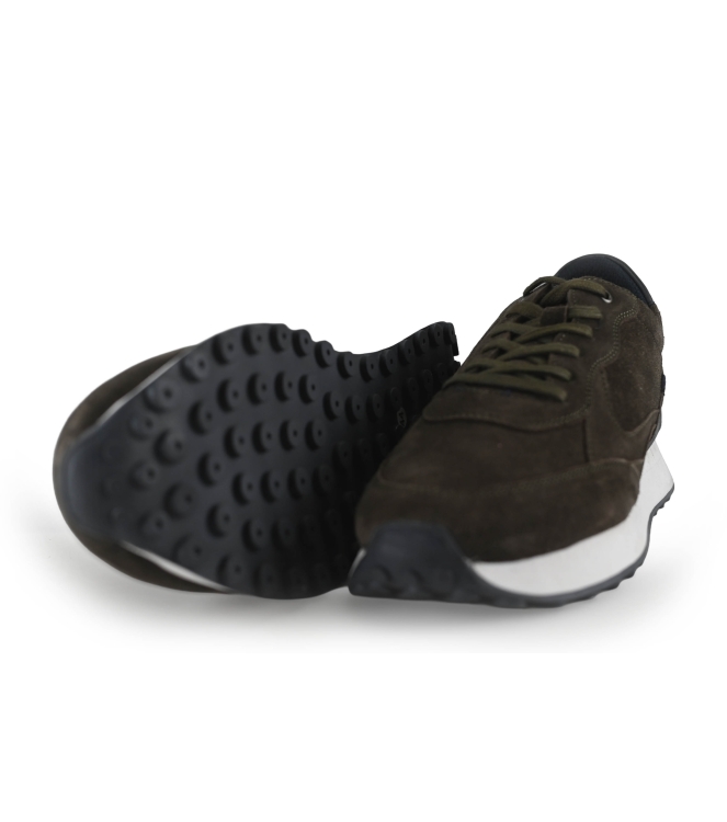 Vertice Sneaker