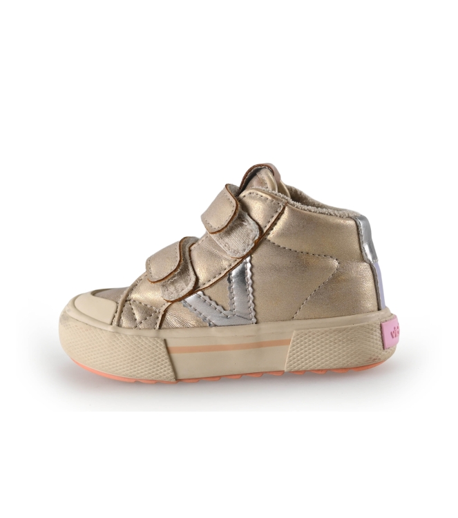 Victoria Sneaker