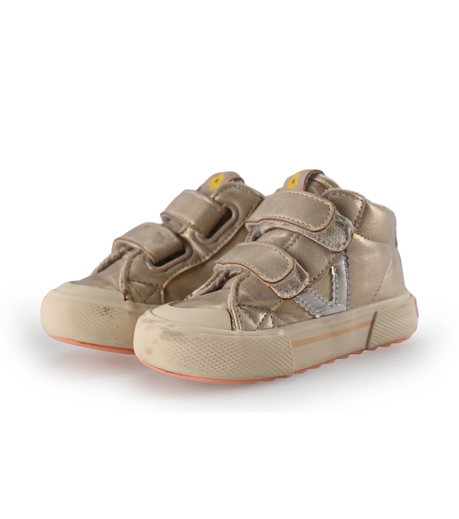 Victoria Sneaker