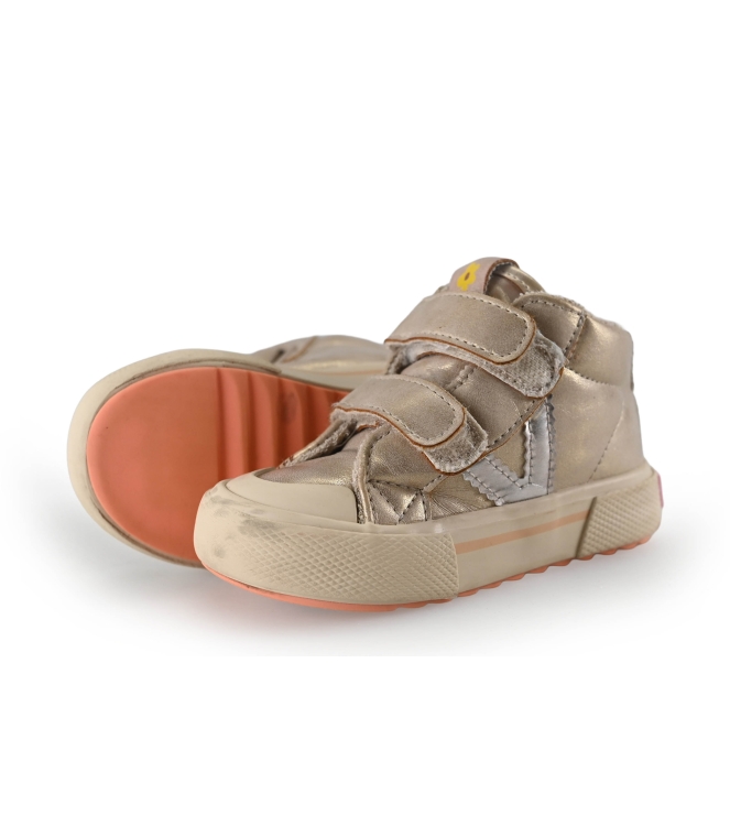 Victoria Sneaker