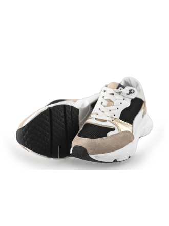 Maruti Sneaker