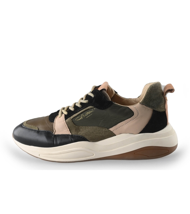 Rehab Sneaker