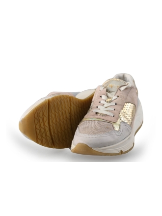 Wysh Sneaker