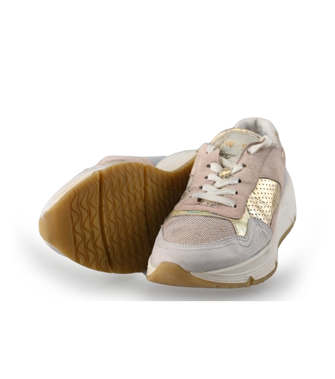 Wysh Sneaker