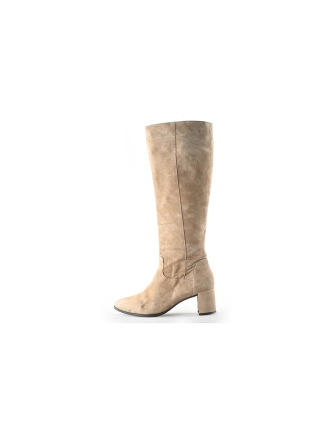 Lina Locchi Stiefel