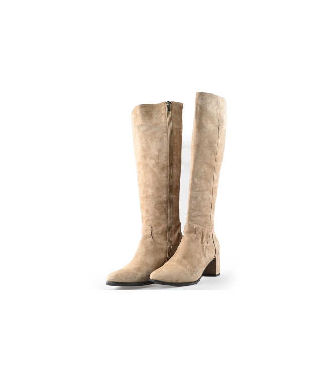 Lina Locchi Stiefel