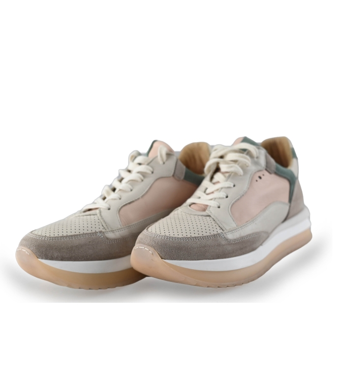 AQA Sneaker