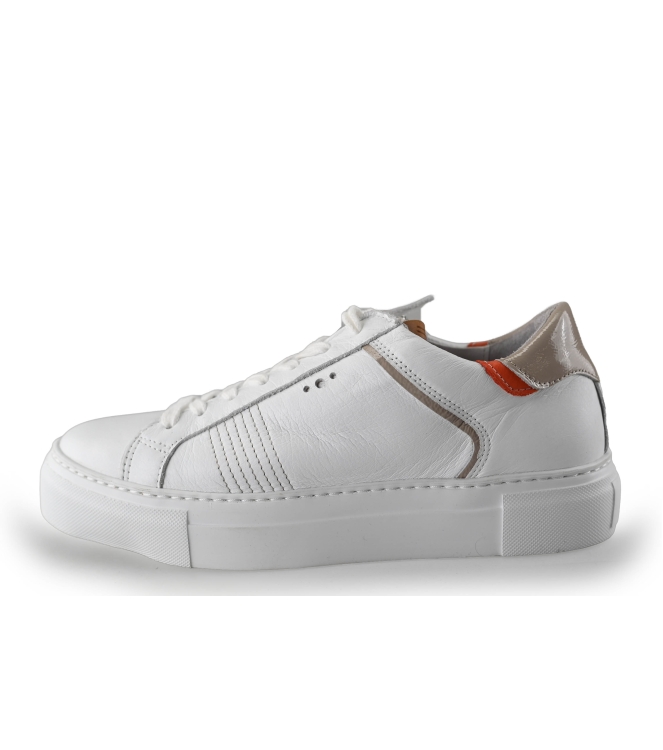 AQA Sneaker