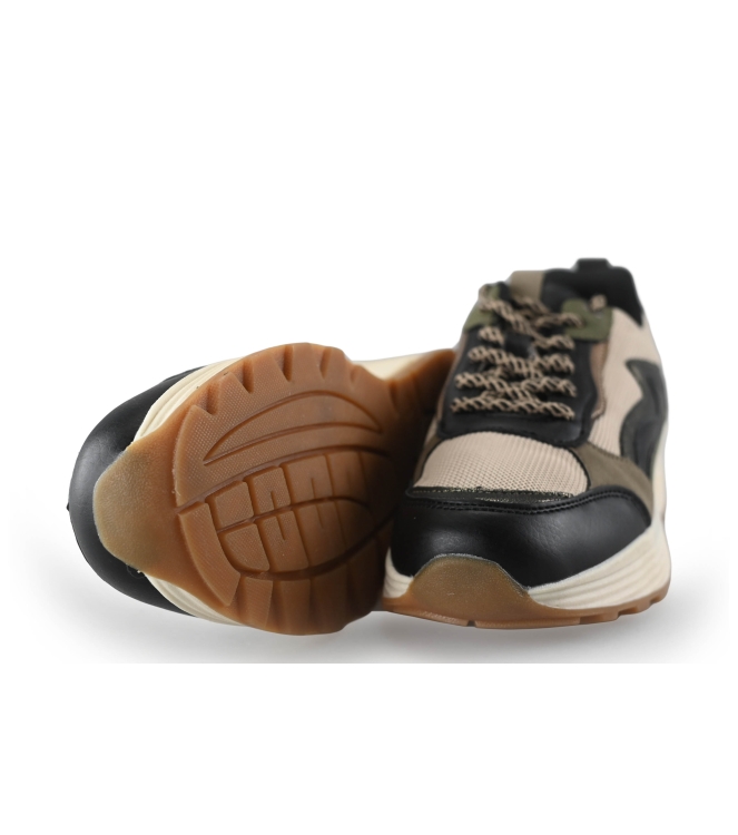 DSTRCT Sneaker