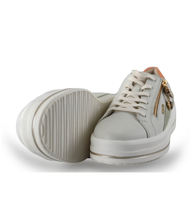 Carmi Sneaker