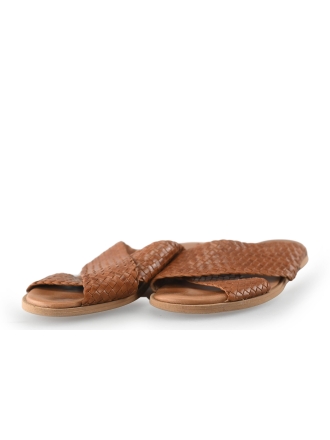 Manfield Flip-Flops