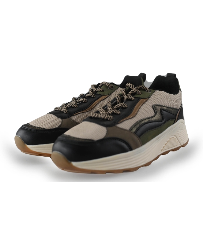 DSTRCT Sneaker