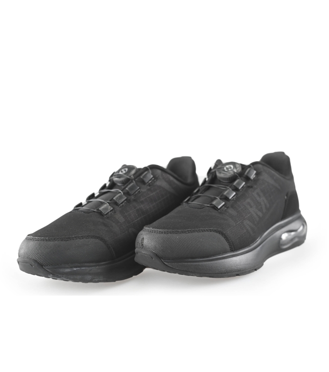 Red-Rag Sneaker