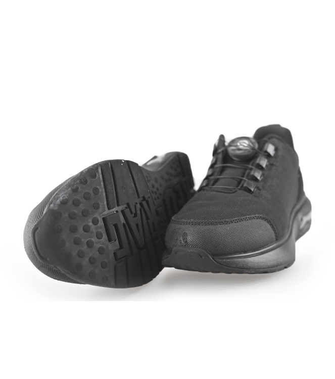 Red-Rag Sneaker