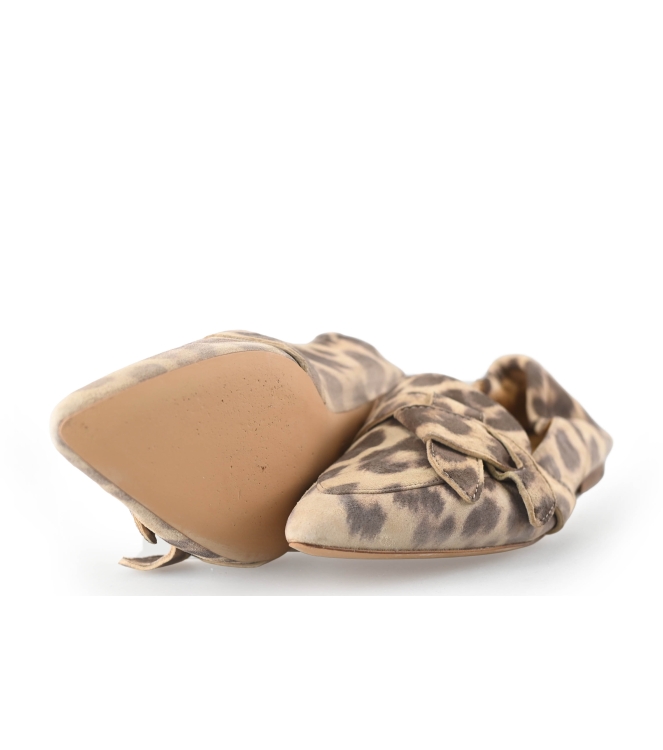 VIA VAI Slip-ons