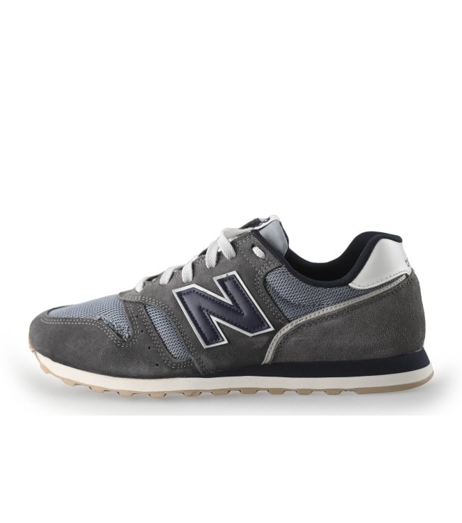 New Balance Sneaker