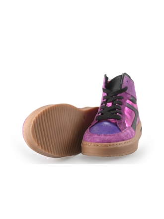 Hip Style Sneaker