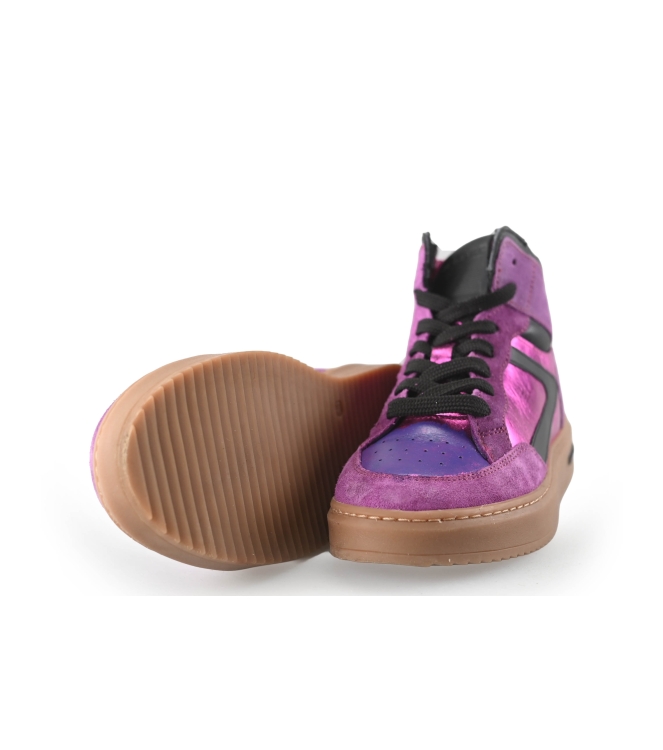 Hip Style Sneaker