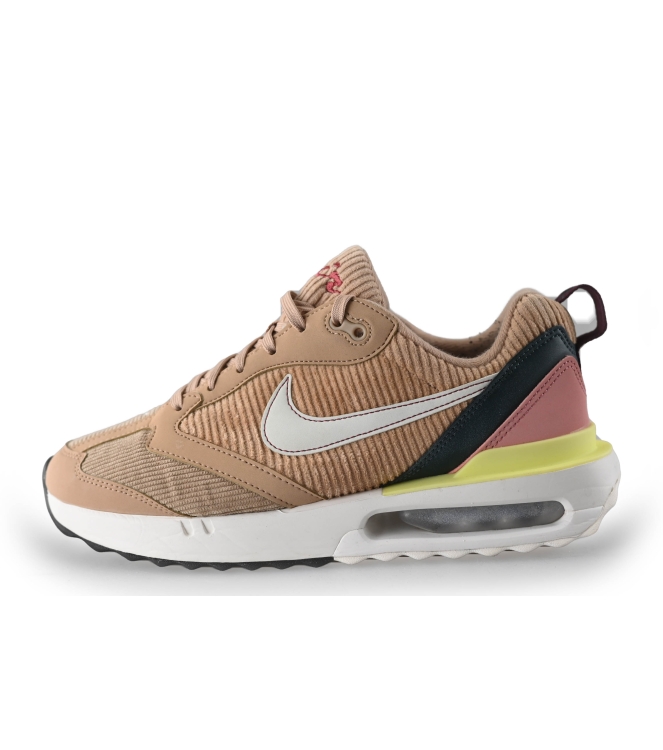 Nike Sneaker