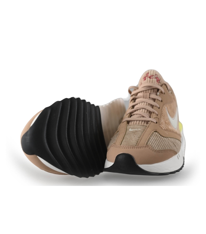 Nike Sneaker