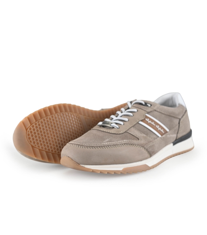 Australian Sneaker