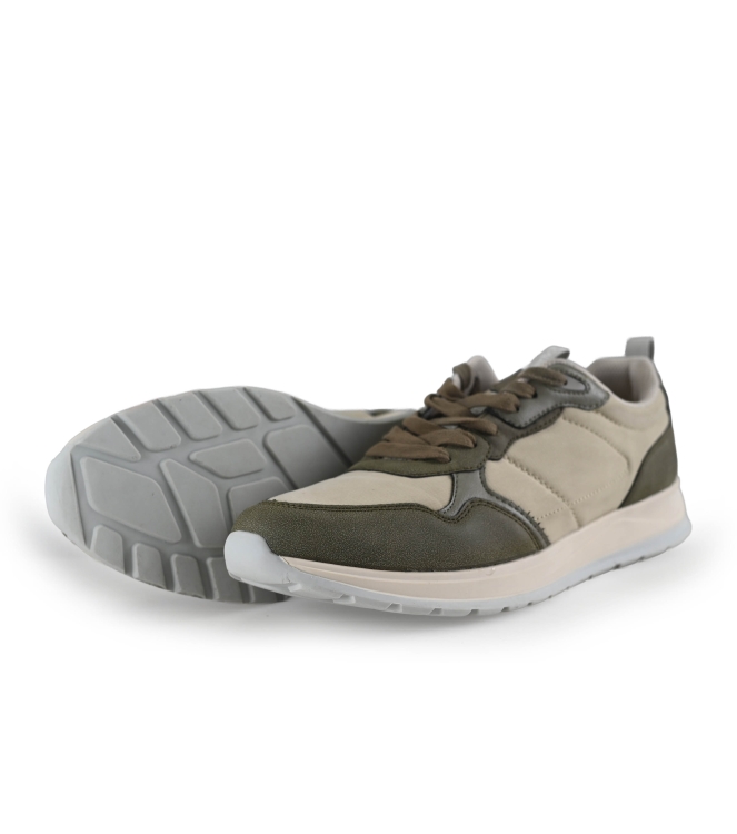 Vertice Sneaker