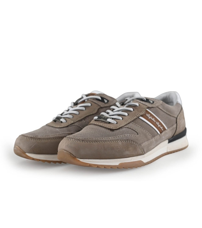Australian Sneaker