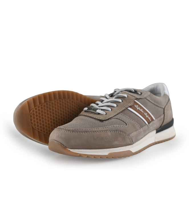 Australian Sneaker
