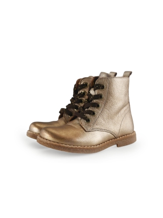 Ikke Schnürstiefel