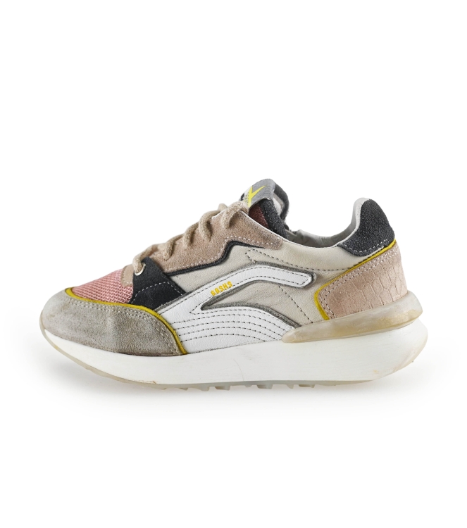 Giga Sneaker