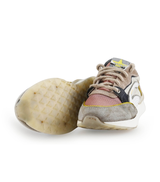 Giga Sneaker